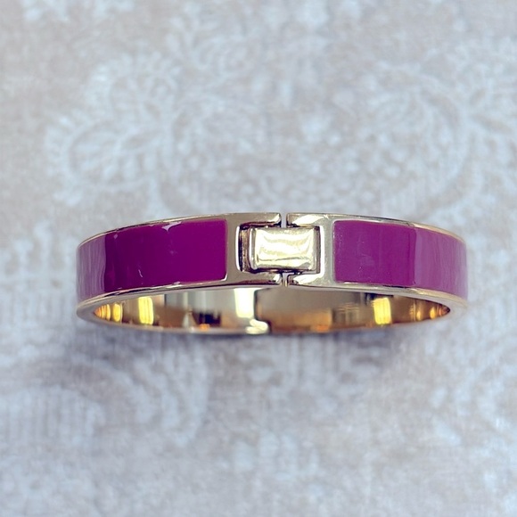 Kate Spade Gold Tone & Magenta Enamel Cuff Bangle Bracelet Cutout Preppy Classic - Picture 3 of 13